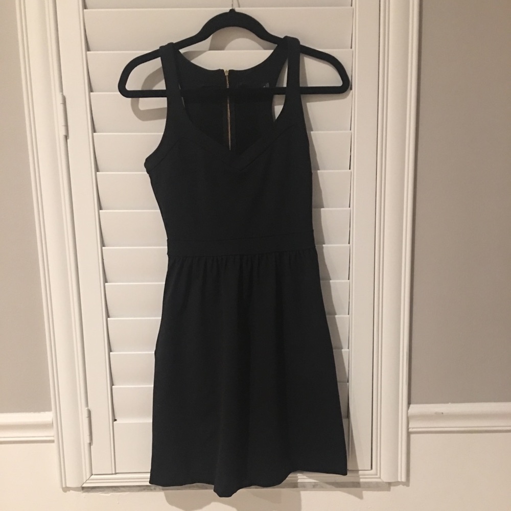 Cynthia Rowley black dress  small like new!!